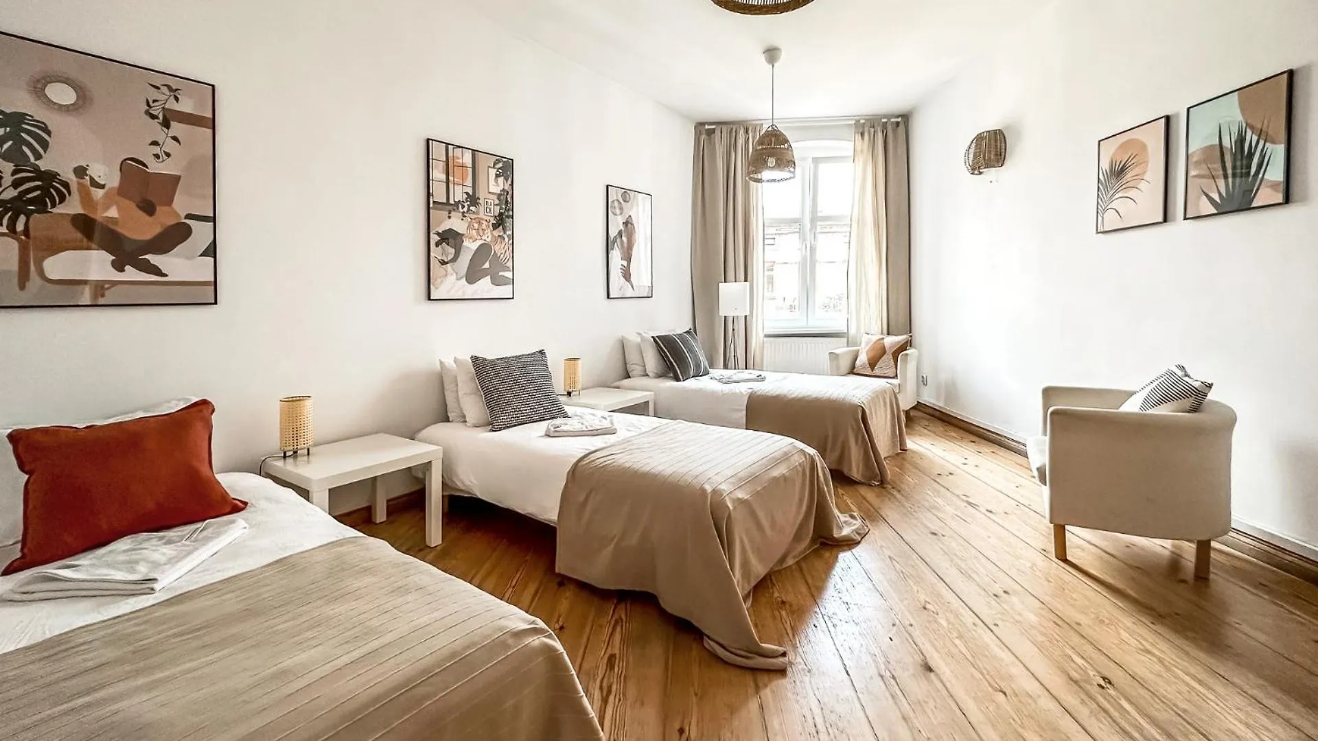 Old Town Centrum Residence Apartments 포즈난 0*,  폴란드
